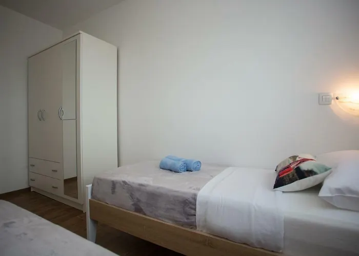 Losko Apartman Solin